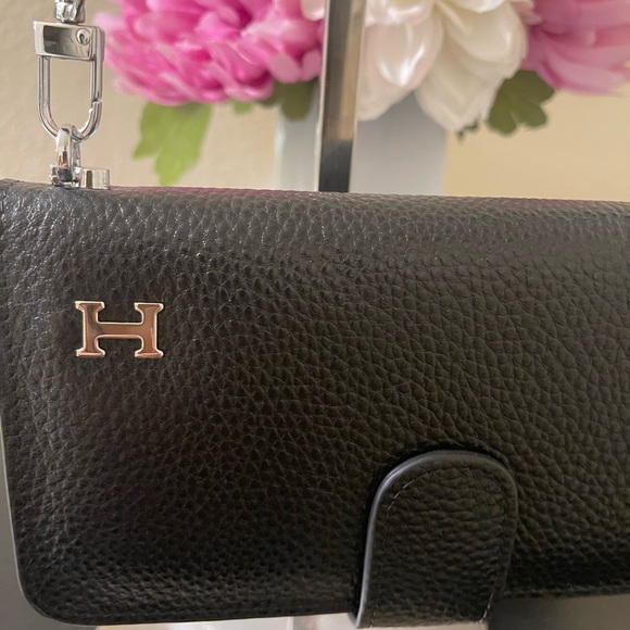 Hermenia   Mini  Black Leather Women's crossbody bag 7x 3.5 or wristlet - Picture 3 of 5